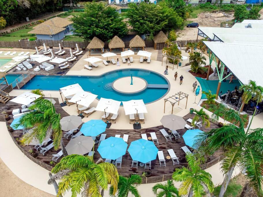 Katalea - Blue Dream, Plage, Piscine, Bar Grand-Bourg  외부 사진
